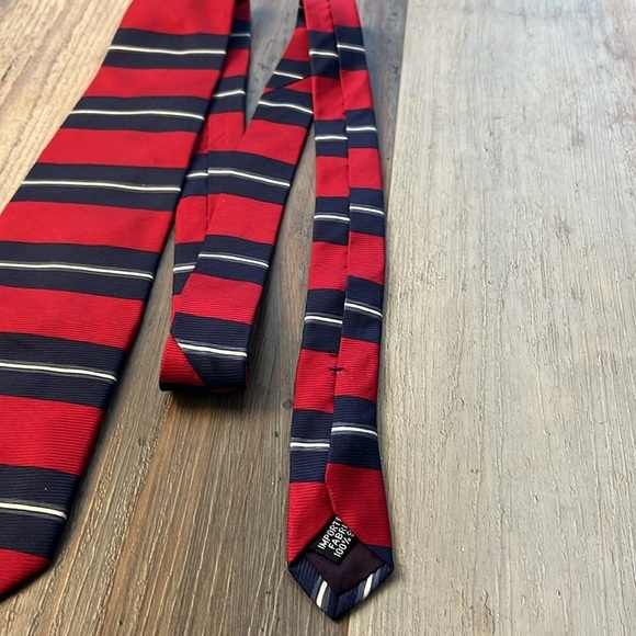 Geoffrey Beene Mens Silk Necktie Red and Blue Striped Men's Tie Formal Party - Picture 7 of 7